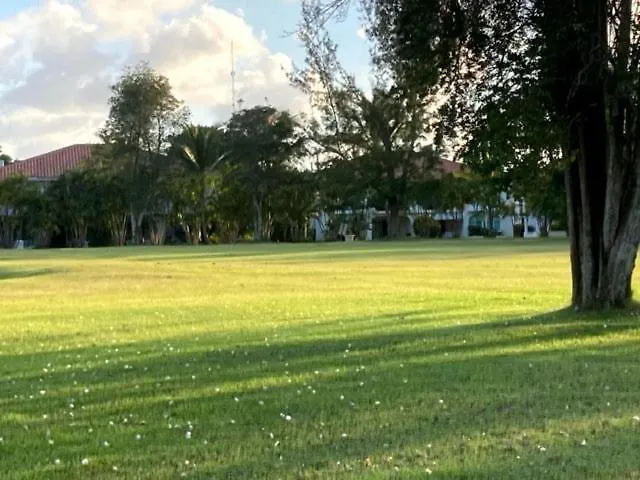 Cozy Duplex Unit In Cocotal Golf Lägenhet Punta Cana
